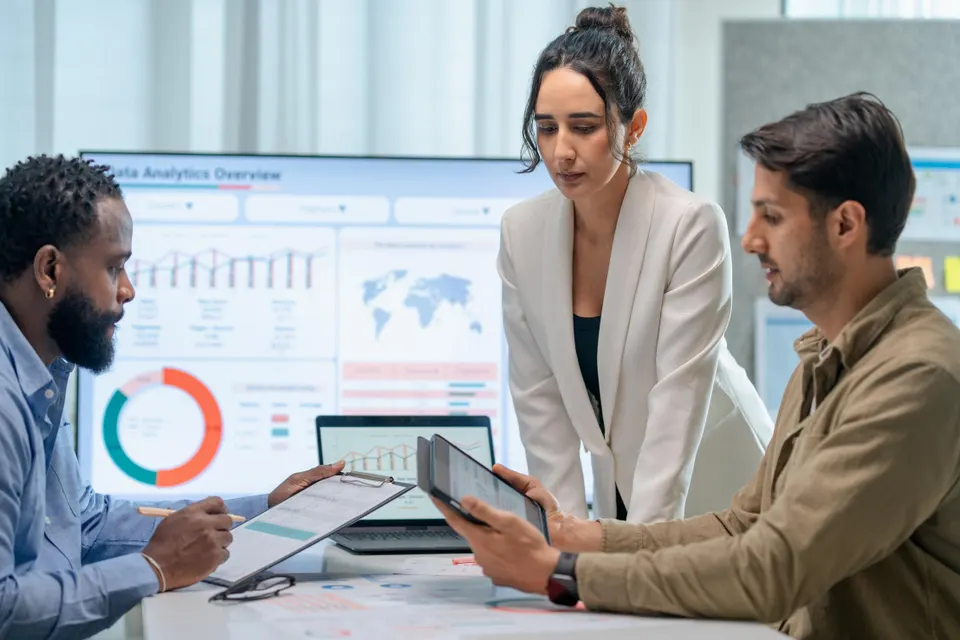 What SaaS Providers Should Consider When Exploring AI And Embedded Fintech IMG